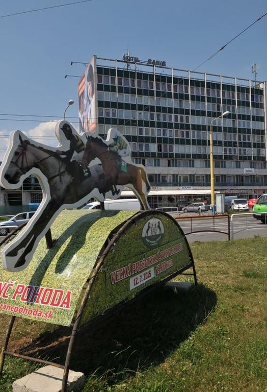 Studia Saris Appartement Prešov Buitenkant foto