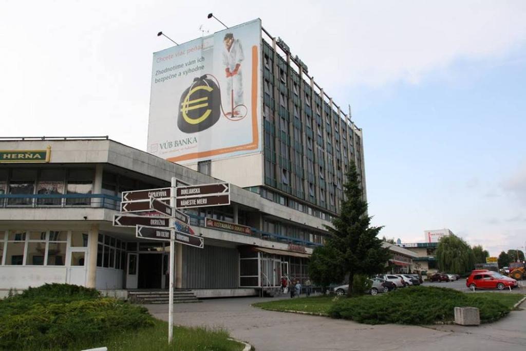 Studia Saris Appartement Prešov Kamer foto
