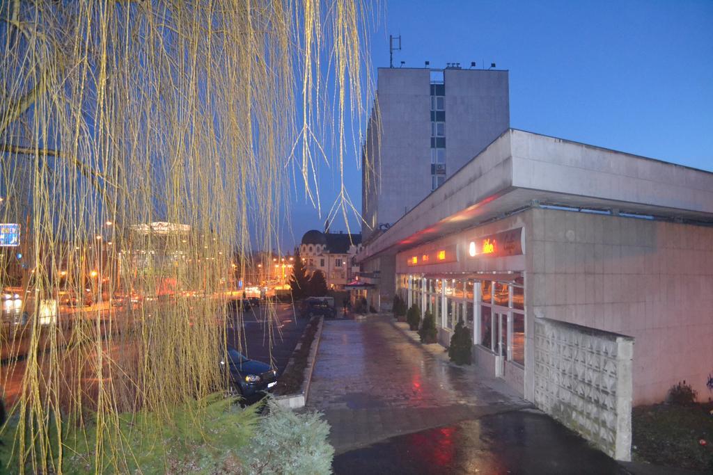 Studia Saris Appartement Prešov Kamer foto